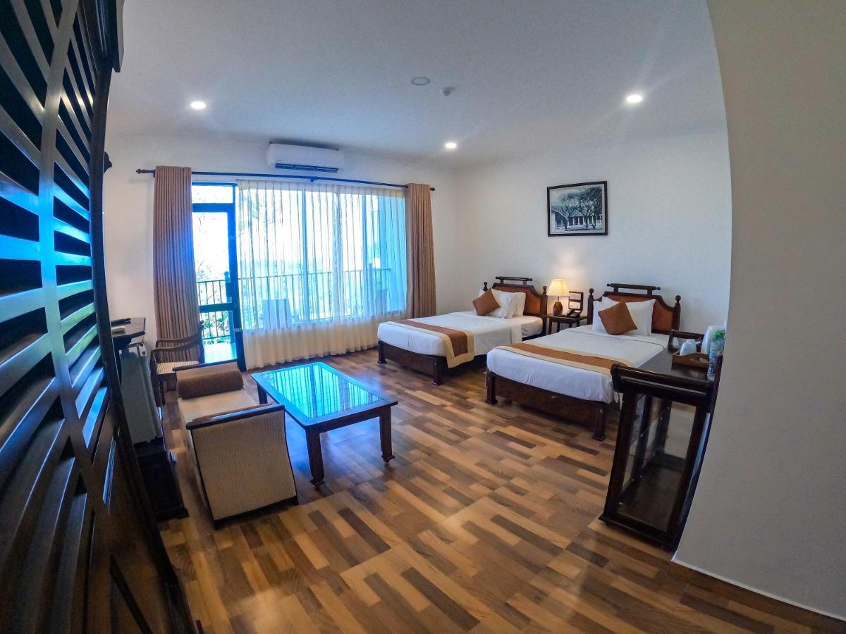 Centauria Wild Hotel Udawalawe Buitenkant foto